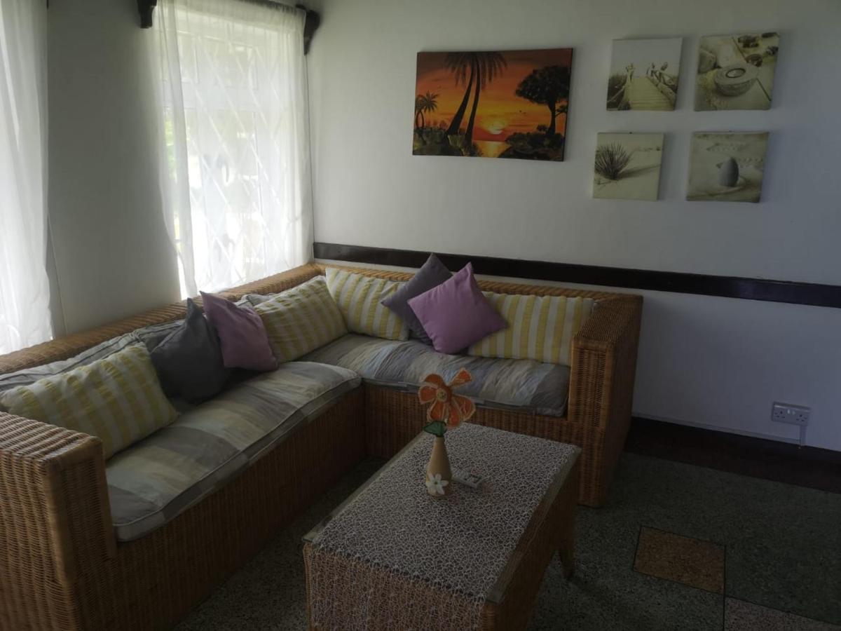 Villa Karel Mauritius Beach House Riambel المظهر الخارجي الصورة