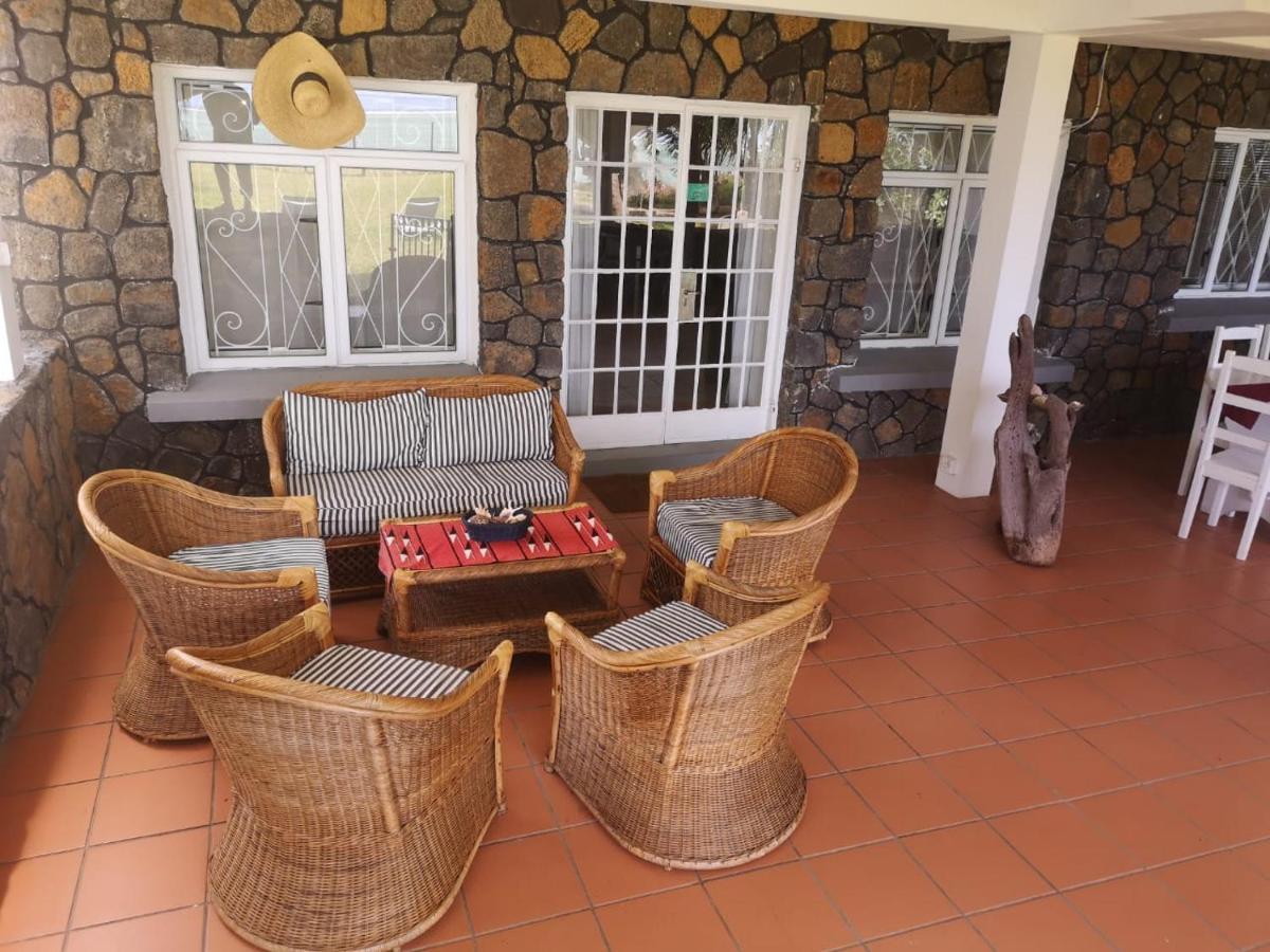 Villa Karel Mauritius Beach House Riambel المظهر الخارجي الصورة
