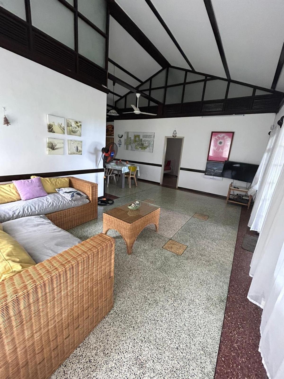 Villa Karel Mauritius Beach House Riambel المظهر الخارجي الصورة